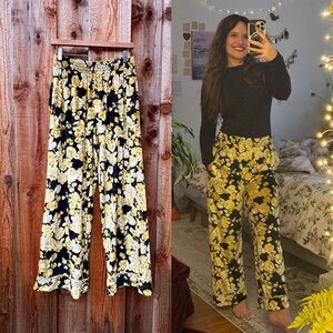 Golden Yellow Floral and Black Velvet Wide-Leg Pull-on Pants 🌿